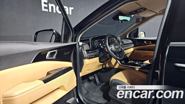 Kia Canival 2021 — photo 10