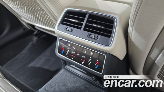 Audi A6 2023 — photo 18