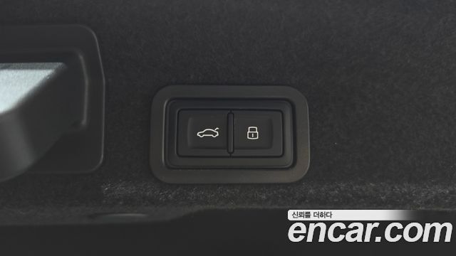 Audi A6 2023 — photo 20