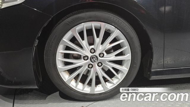 Toyota Camry 2018 — photo 5