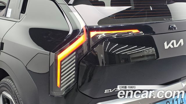 Kia EV3 2025 — photo 9