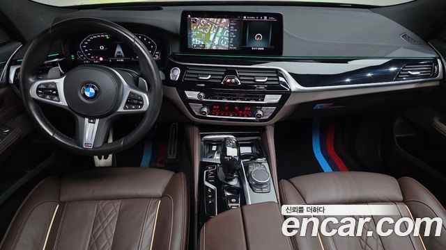 BMW Gran Turismo 2021 — photo 10