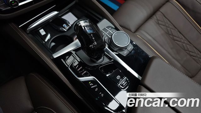 BMW Gran Turismo 2021 — photo 12
