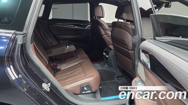 BMW Gran Turismo 2021 — photo 18
