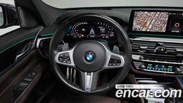 BMW Gran Turismo 2021 — photo 19