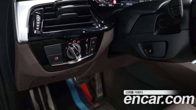 BMW Gran Turismo 2021 — photo 28