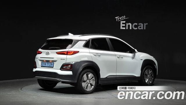 Hyundai Kona 2020 — photo 2