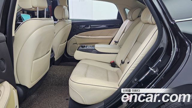 Hyundai Equus 2014 — photo 18