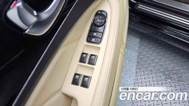 Hyundai Equus 2014 — photo 24