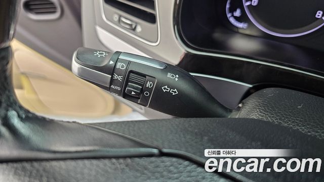 Hyundai Equus 2014 — photo 25