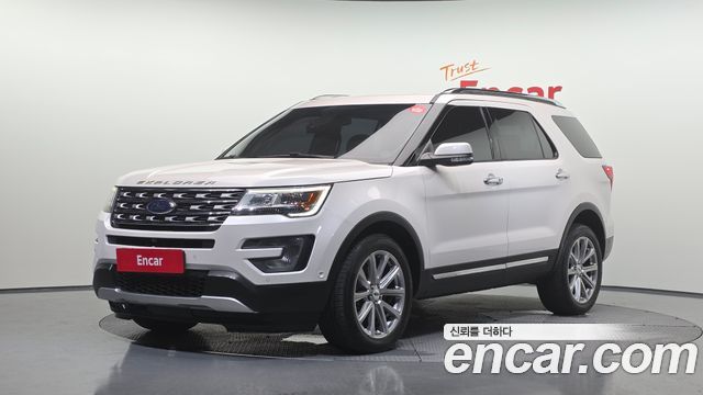 Ford Explorer 2017 — photo 1