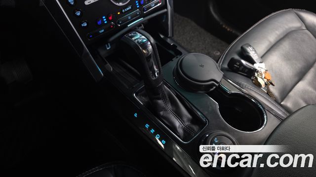 Ford Explorer 2017 — photo 9
