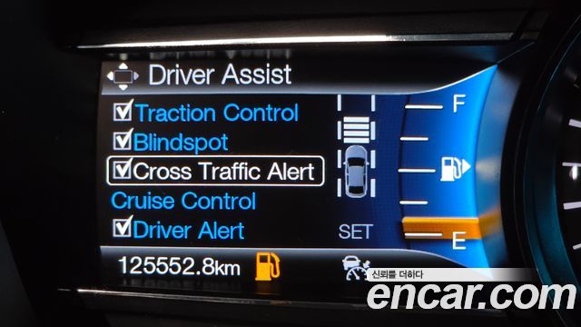 Ford Explorer 2017 — photo 16