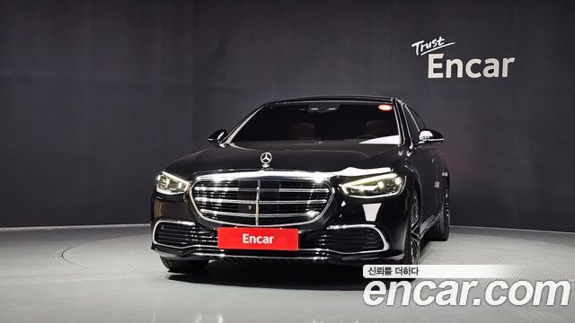 Mercedes-Benz S-Class 2022 — photo 3