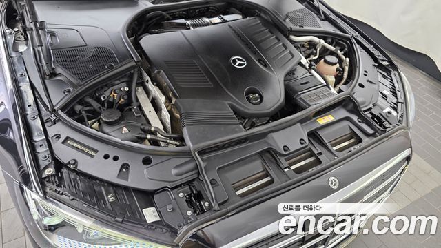 Mercedes-Benz S-Class 2022 — photo 6