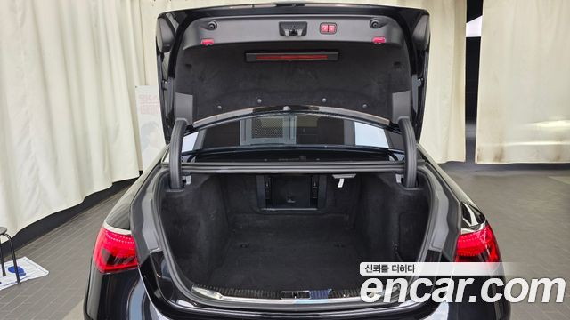 Mercedes-Benz S-Class 2022 — photo 26