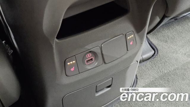 Kia Canival 2019 — photo 25