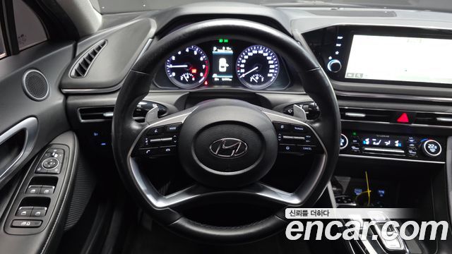 Hyundai Sonata 2022 — photo 13