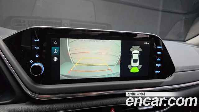 Hyundai Sonata 2022 — photo 17