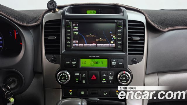 Kia Canival 2013 — photo 14