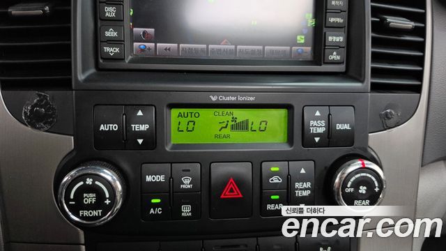 Kia Canival 2013 — photo 16