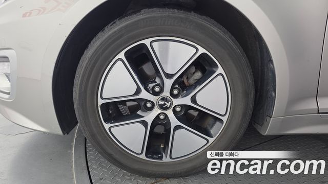 Kia K5 2013 — photo 5