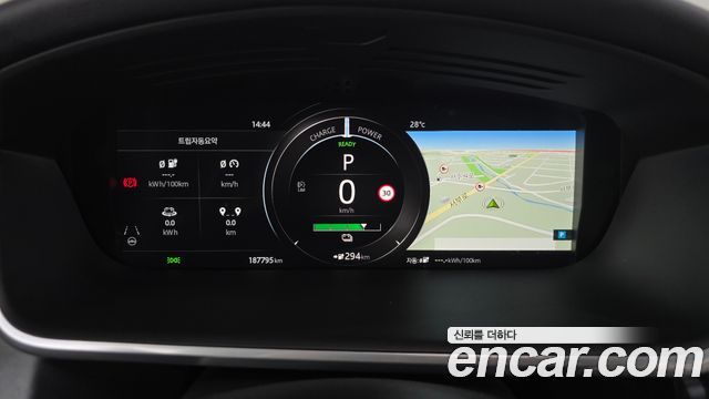 Jaguar I-PACE 2019 — photo 8
