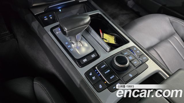Genesis G80 2017 — photo 9