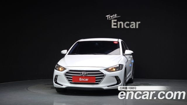 Hyundai AVANTE 2017 — photo 3