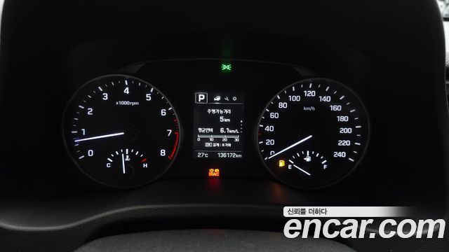 Hyundai AVANTE 2017 — photo 11