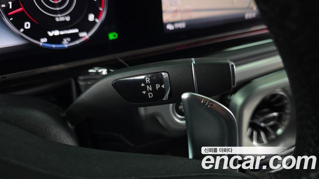 Mercedes-Benz G-Class 2021 — photo 12