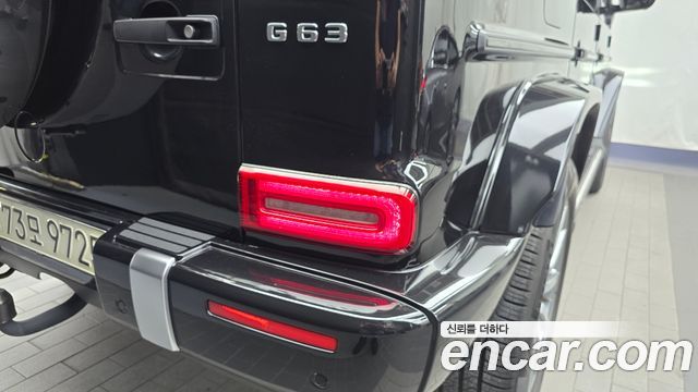 Mercedes-Benz G-Class 2021 — photo 9