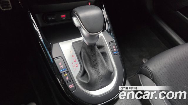 Kia K3 2023 — photo 12