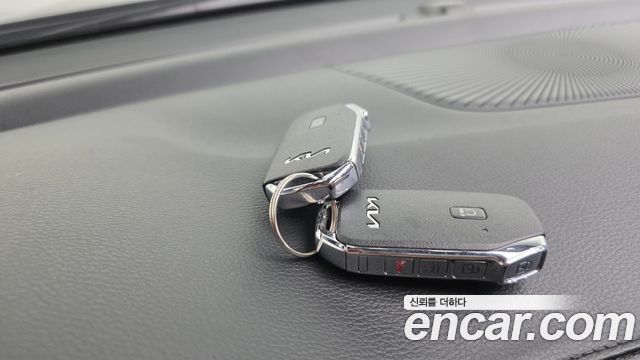 Kia K3 2023 — photo 28