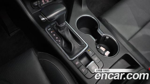 Kia Sportage 2016 — photo 9