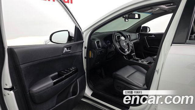 Kia Sportage 2016 — photo 10