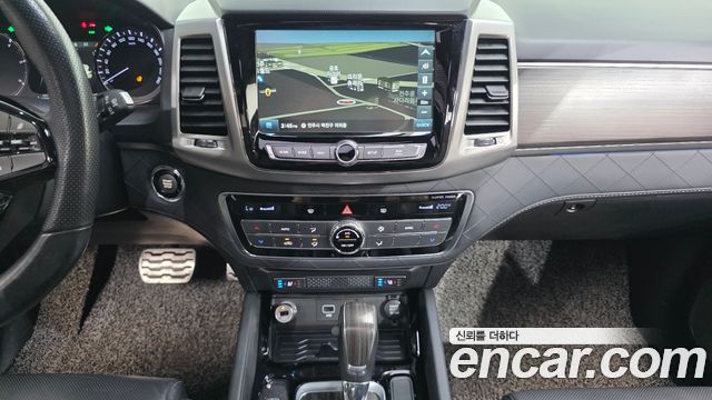 KG Mobility Rexton 2018 — photo 24