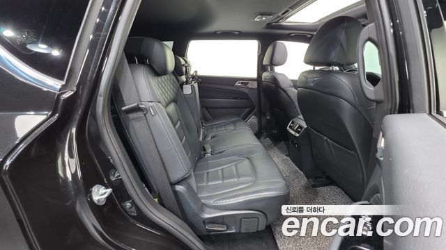 KG Mobility Rexton 2018 — photo 33