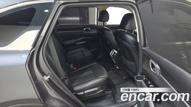 Kia Sorento 2022 — photo 17