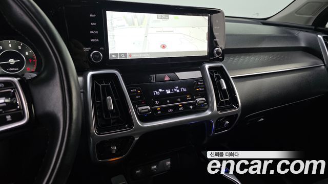 Kia Sorento 2022 — photo 19
