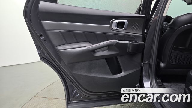 Kia Sorento 2022 — photo 15