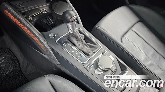 Audi Q2 2020 — photo 12