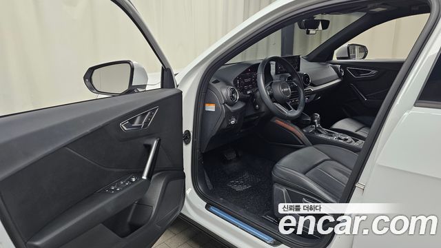 Audi Q2 2020 — photo 13