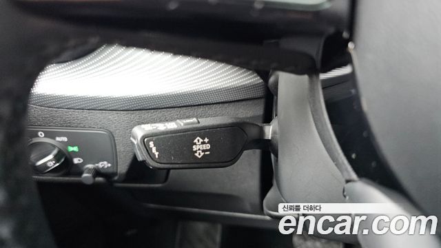 Audi Q2 2020 — photo 18