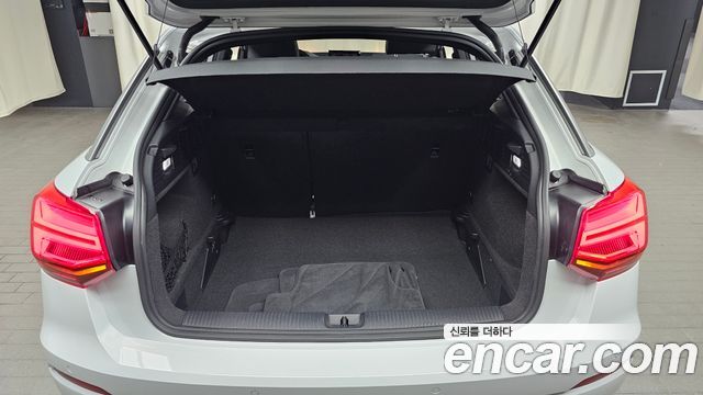 Audi Q2 2020 — photo 24