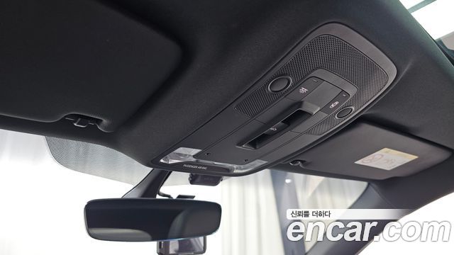Audi Q2 2020 — photo 25
