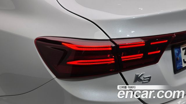 Kia K3 2023 — photo 9