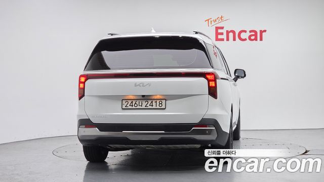 Kia Canival 2024 — photo 4