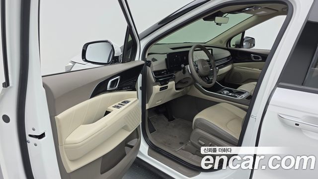 Kia Canival 2024 — photo 10