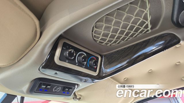 Chevrolet Express Van 2014 — photo 16